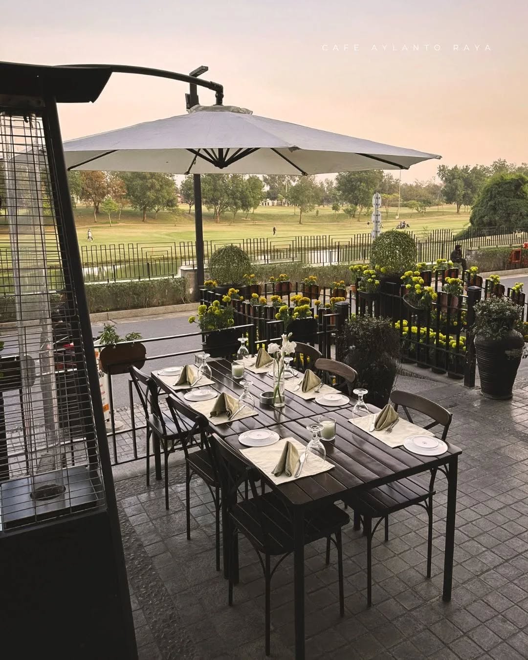 Fine dining at Cafe Aylanto Raya DHA - Mediterranean, Continental, Sea Food, Steaks, European, Italian located in 99 Fairways, Defence Raya Golf Resort Sector M DHA Phase 6, Lahore, 54000, Pakistan