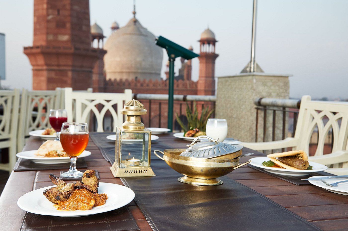 Fine dining at Andaaz Restaurant Lahore - Traditional Pakistani, Bbq located in 2189 A Fort Rd, Shahi Mohallah Walled City of Lahore, Lahore, Pakistan