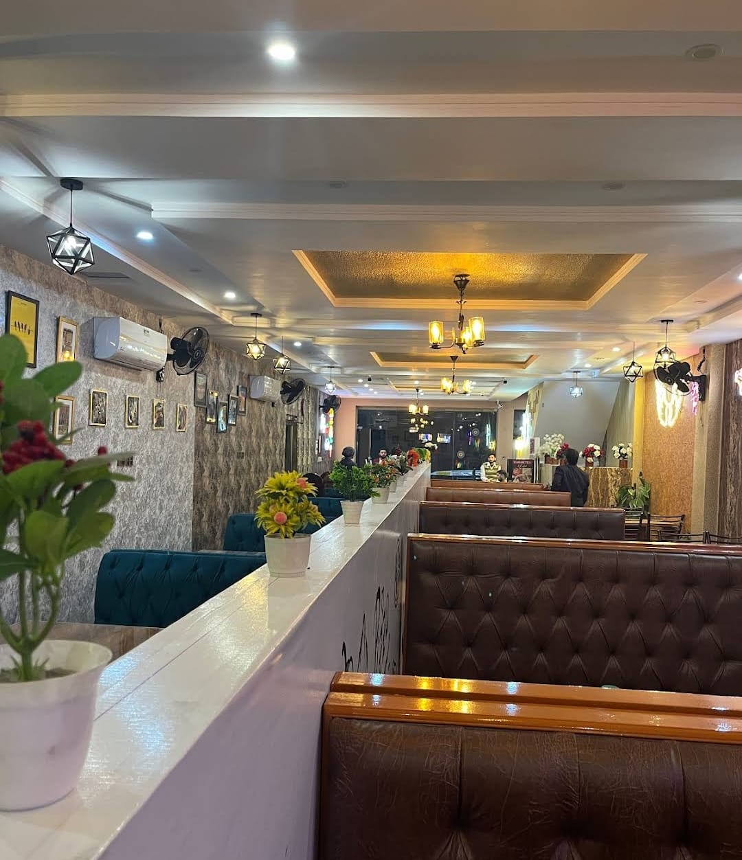 Fine dining at Relish Pizza Kitchen Gojra - Fast Food located in Tehsil Office Rd, near B White Palace Gojra, Takki Mohallah Gojra, 36120, Pakistan
