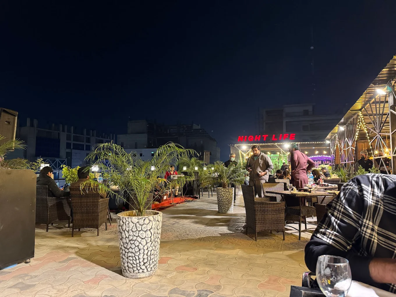 Fine dining at Nightlife Rooftop Restaurant - Traditional Pakistani, Bbq, Fast Food, Continental located in Kohinoor City Faisalabad